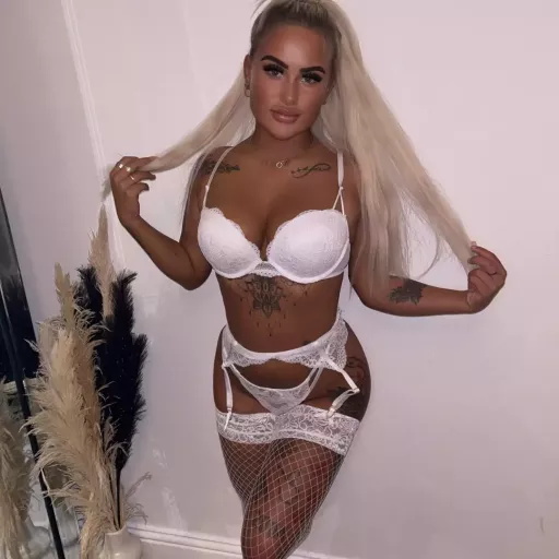 chloelou04xox