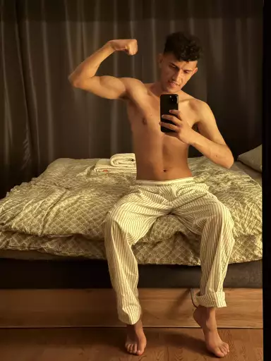 Enzo Arryo