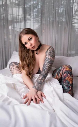 Sandy Candie